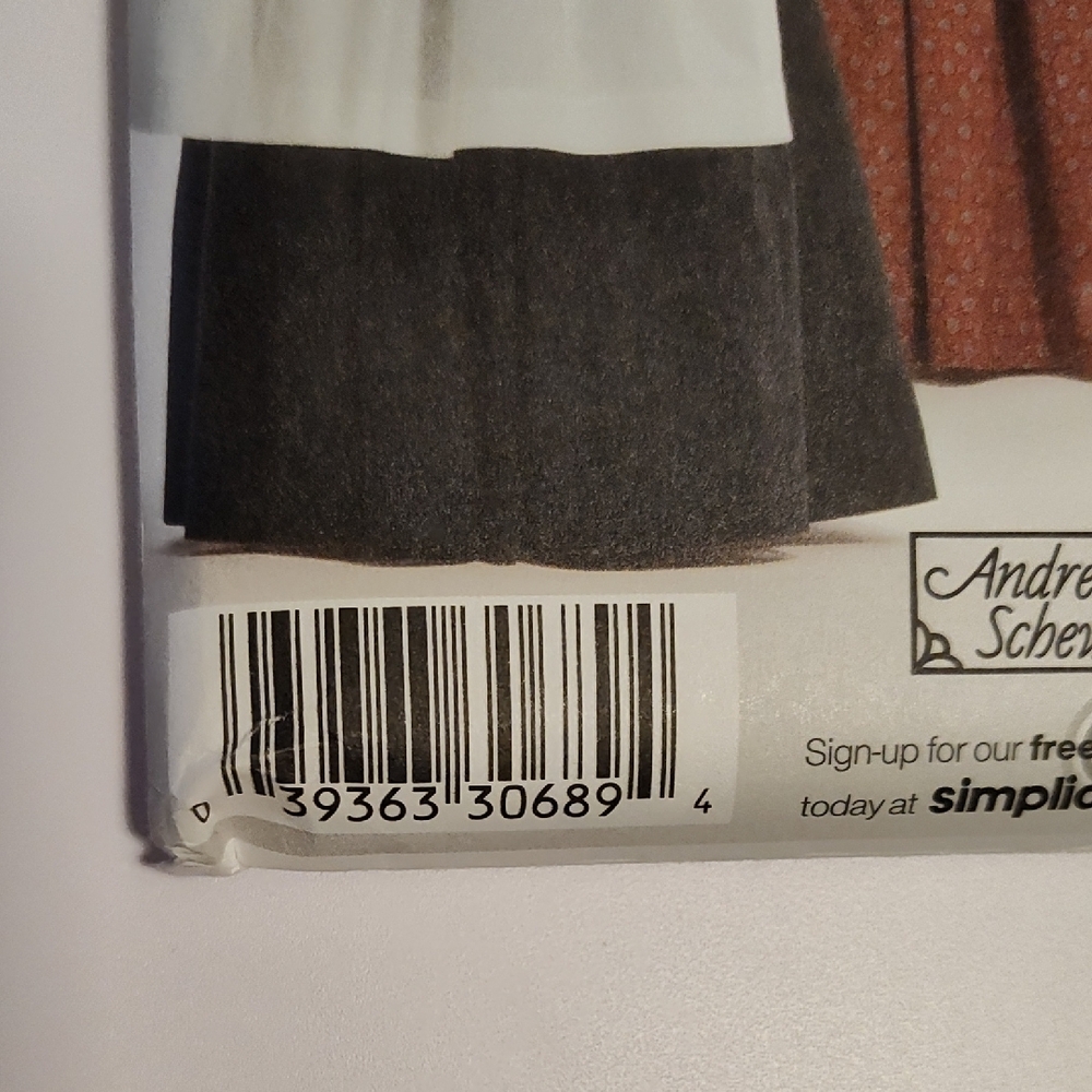 Simplicity 3723 R5 Misses Historical Costume Sewing Pattern - Picture 3 of 5